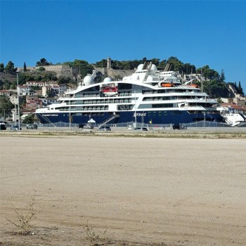 Transfer from Cruise ship – Yacht